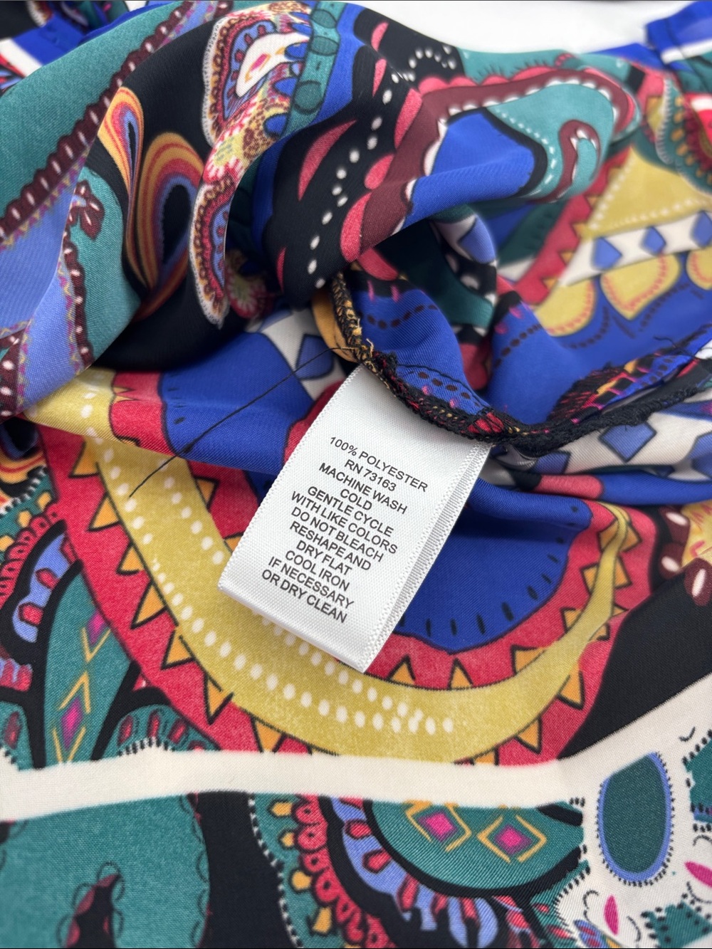 Vintage Y2K Artsy Boho Paisley Abstract Print Satin Rhinestone Tunic Top Size 1X - Picture 10 of 13